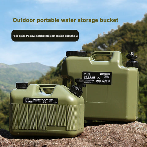 Large-Capacity Water Container with Spigot 10L