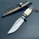 62 HRC Damascus Steel Fixed Blade Hunting Knife Bovine Bone Resin Handle With Leather Scabbard